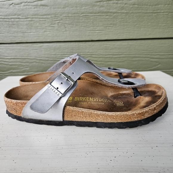 BIRKENSTOCK Gizeh Thongs Sandals Silver Buckle Shoes Slides Women's Size EU 36 - Picture 1 of 14